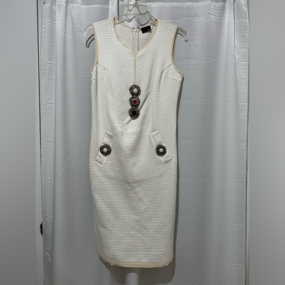 Beautiful FENDI sleeveless A-Line dress